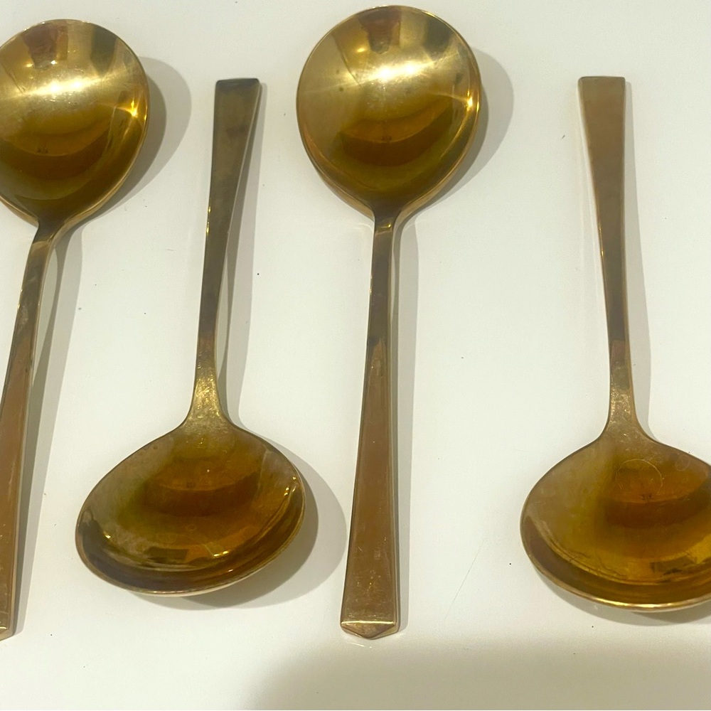 Vintage Dirigold Dirilyte 8 Soup Spoons Goldware Empress Flatware MCM - Picture 4 of 7